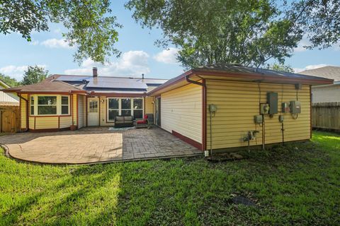 Tiny photo for 15126 Silverman Street, Houston, TX 77598 (MLS # 12805952)