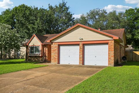 Tiny photo for 15126 Silverman Street, Houston, TX 77598 (MLS # 12805952)