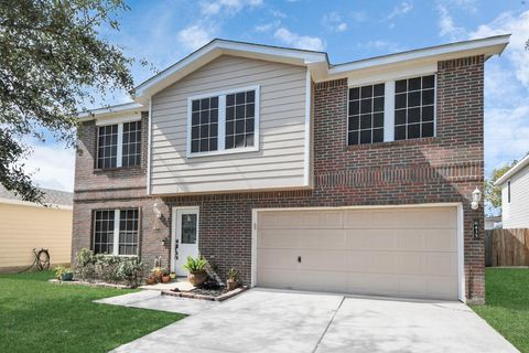 Photo of 8435 Broadleaf Avenue, Baytown, TX 77521 (MLS # 45426747)