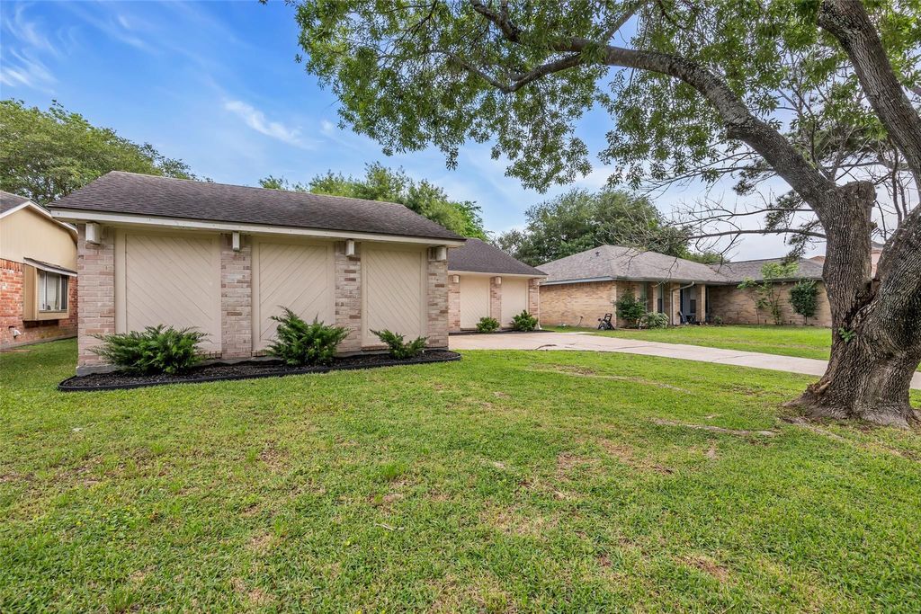 Photo of 7314 Misty Morning Drive, Humble, TX 77346 (MLS # 74563639)