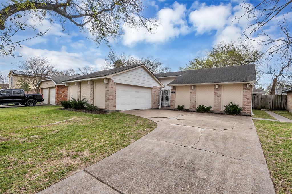 Photo of 7314 Misty Morning Drive, Humble, TX 77346 (MLS # 74563639)