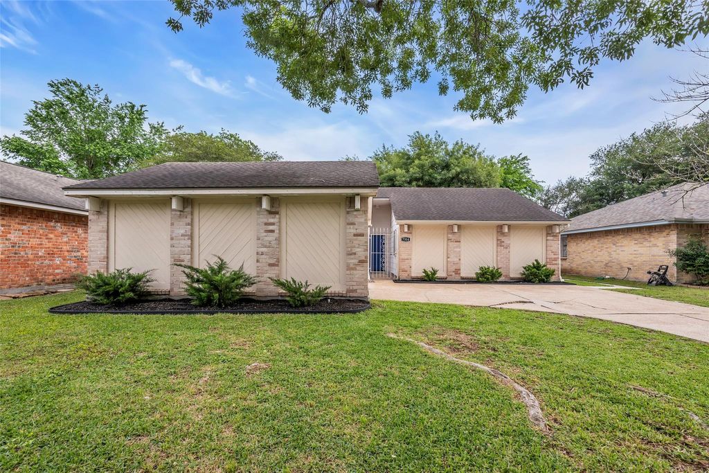 Photo of 7314 Misty Morning Drive, Humble, TX 77346 (MLS # 74563639)