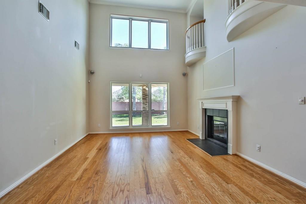 2407 Beacon Pointe