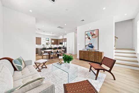 Photo of 1658 W Tidwell Road, Houston, TX 77091 (MLS # 22360820)