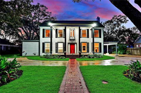 Photo of 1031 Meyer Street, Sealy, TX 77474 (MLS # 71257319)