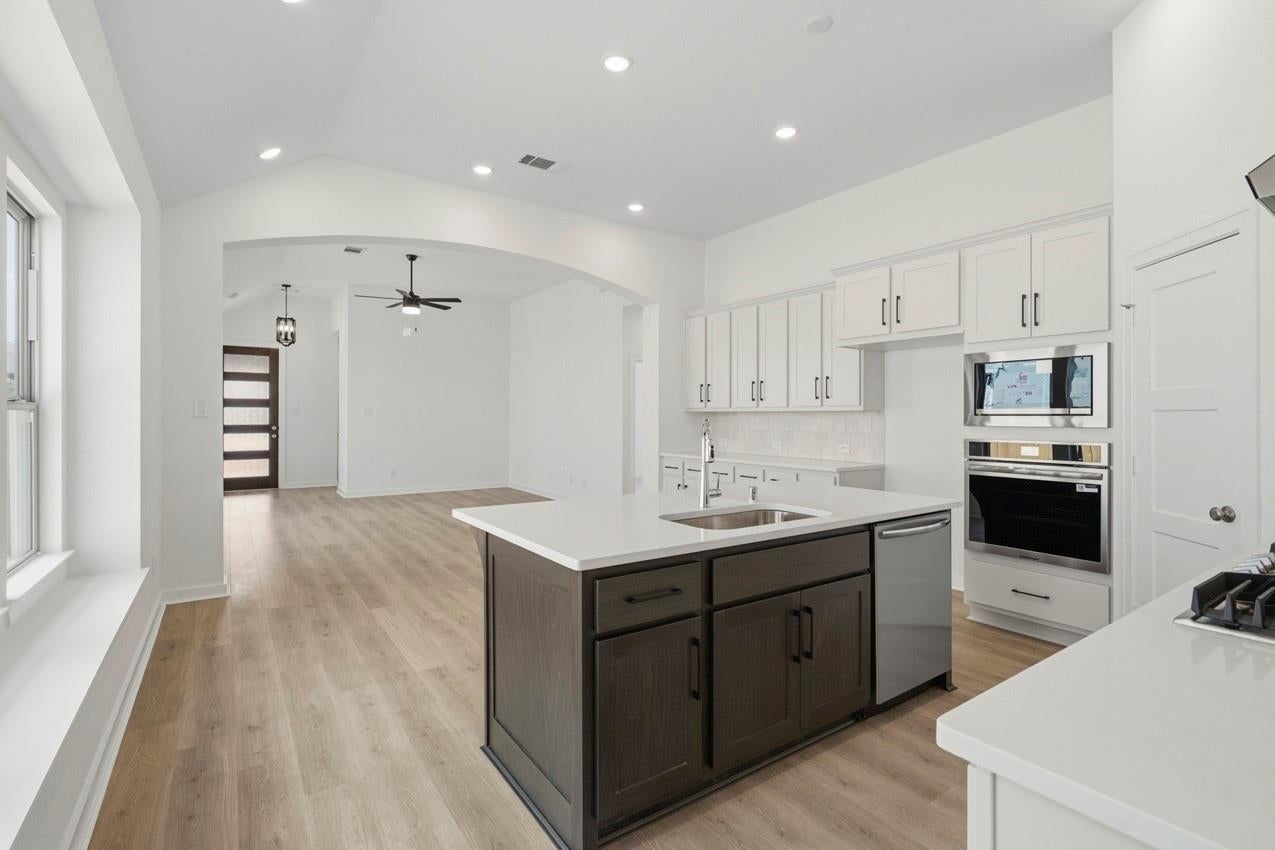 11207 Apricot Sulphur Drive