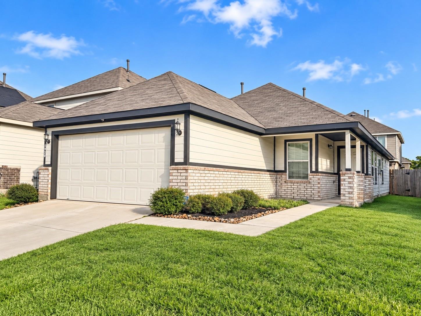 4930 Purple Wisteria Lane