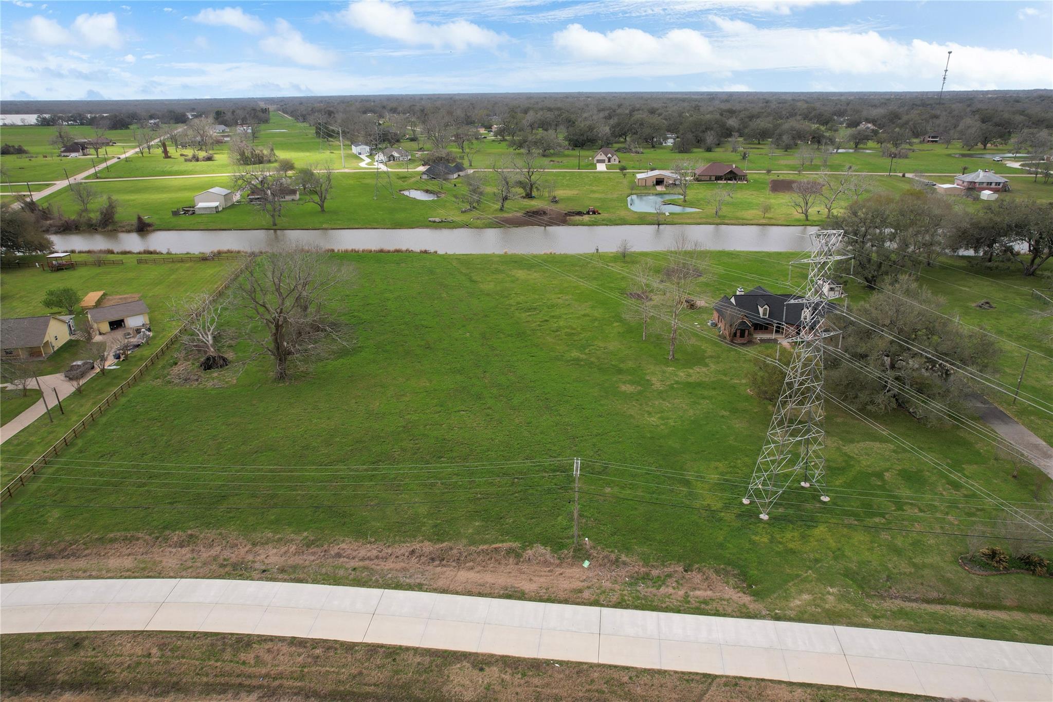 708 Winchester Trail