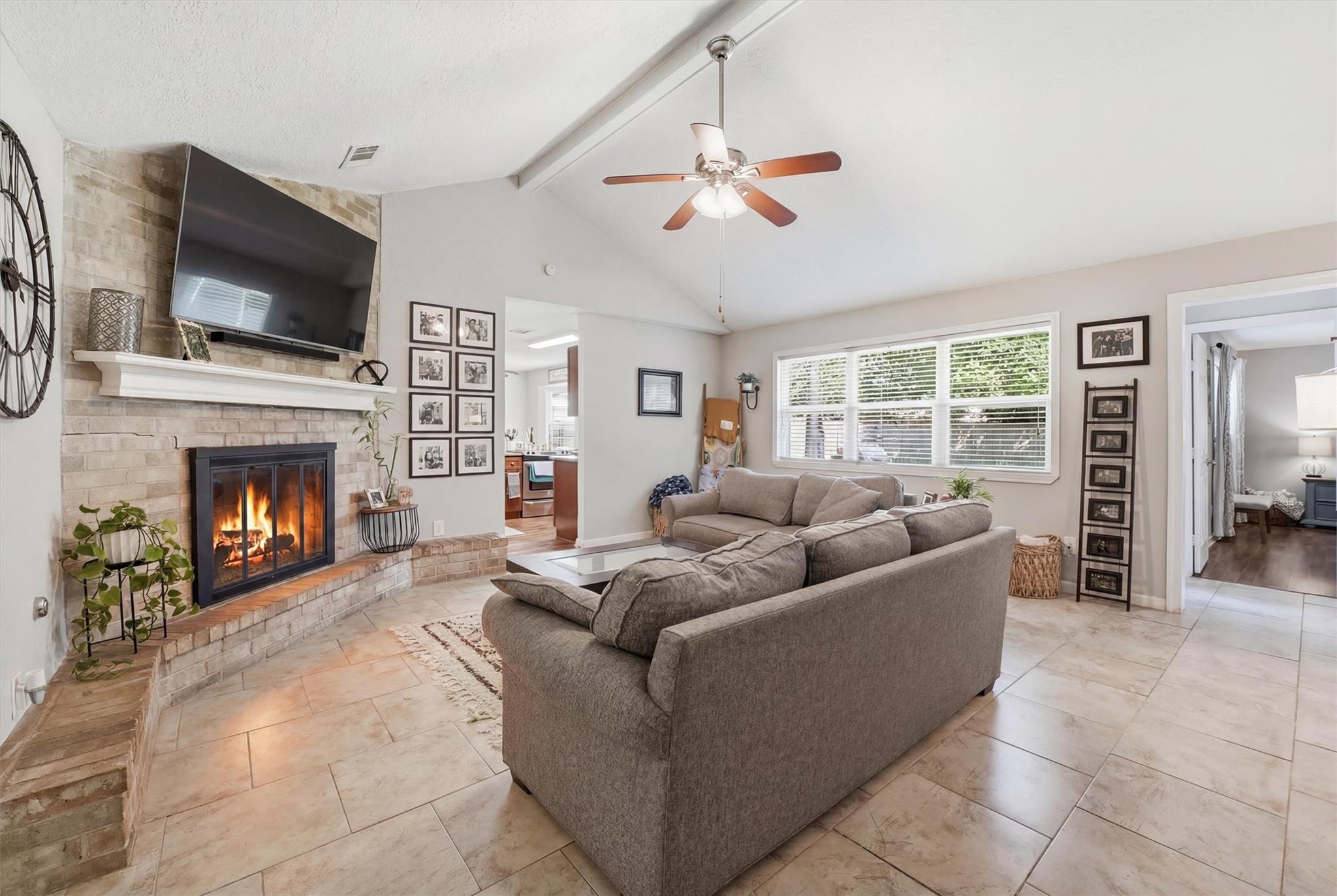 900 Sunnybrook Lane