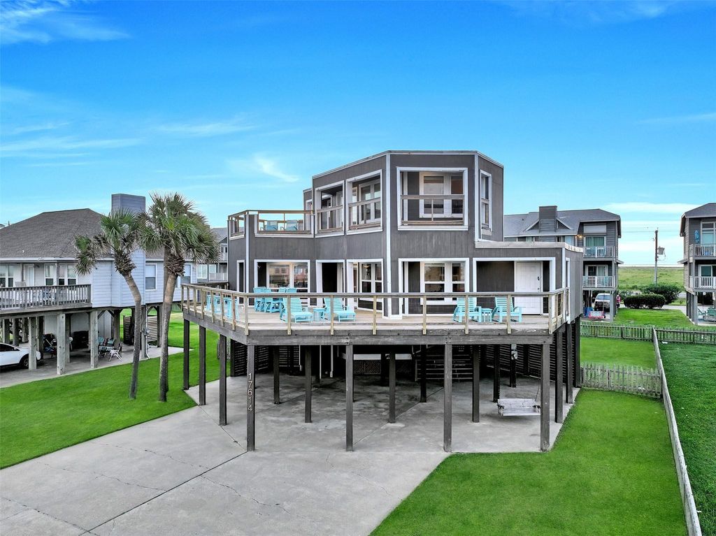 Photo of 17614 Glei, Galveston, TX 77554 (MLS # 7914292)