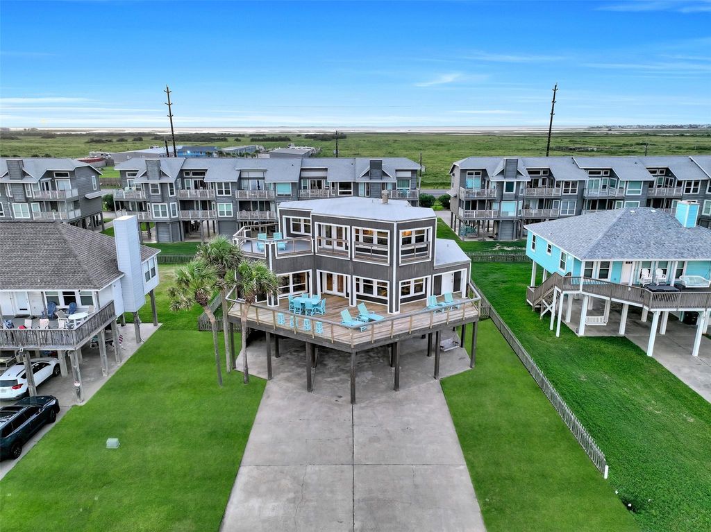 Photo of 17614 Glei, Galveston, TX 77554 (MLS # 7914292)