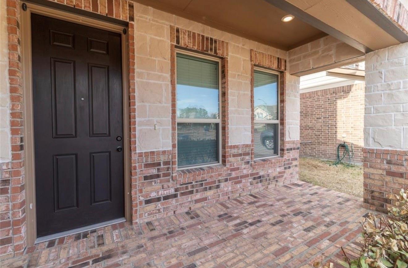 20623 Pioneer Oak Ln