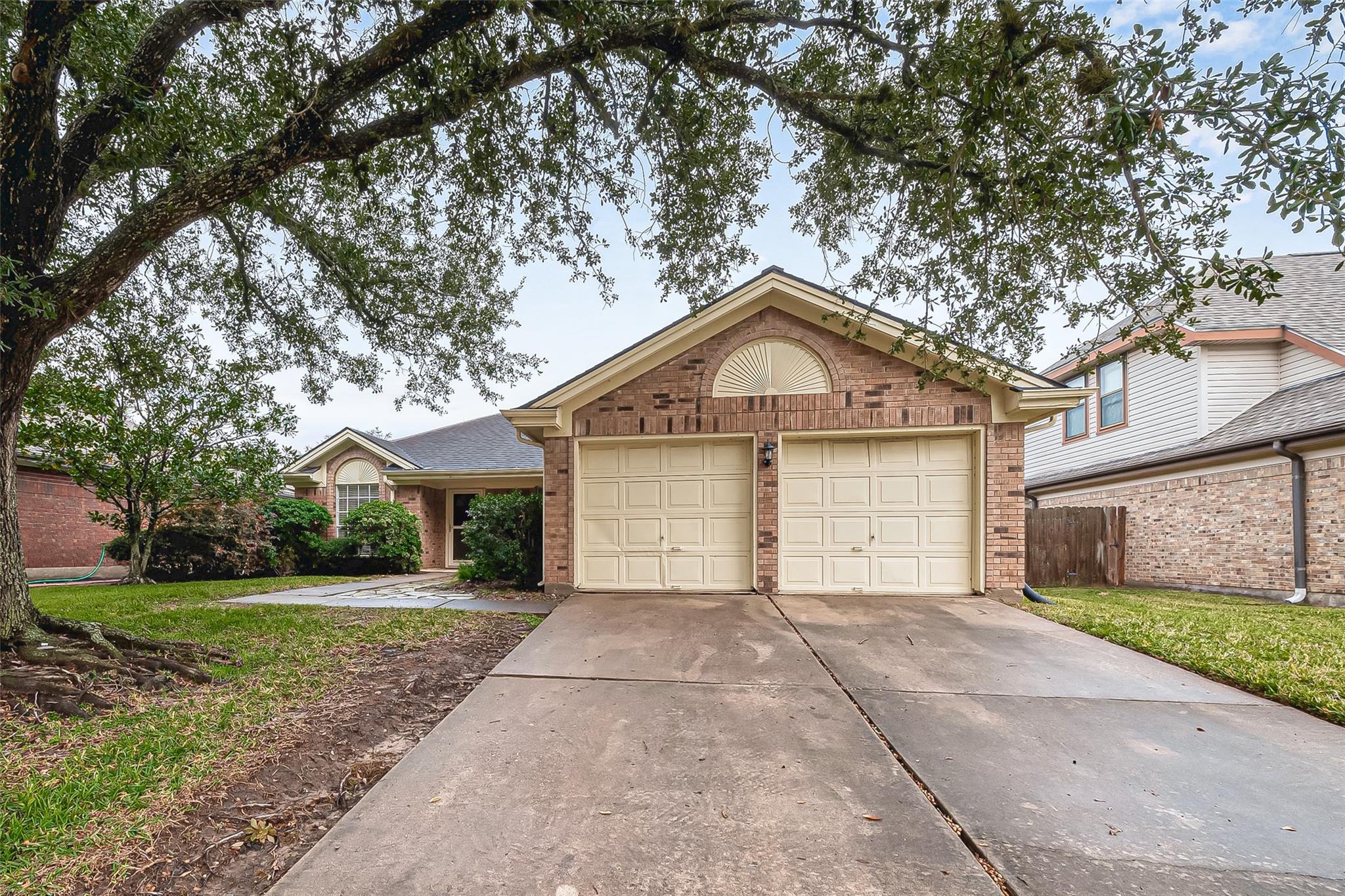 4431 Duesenberg Drive