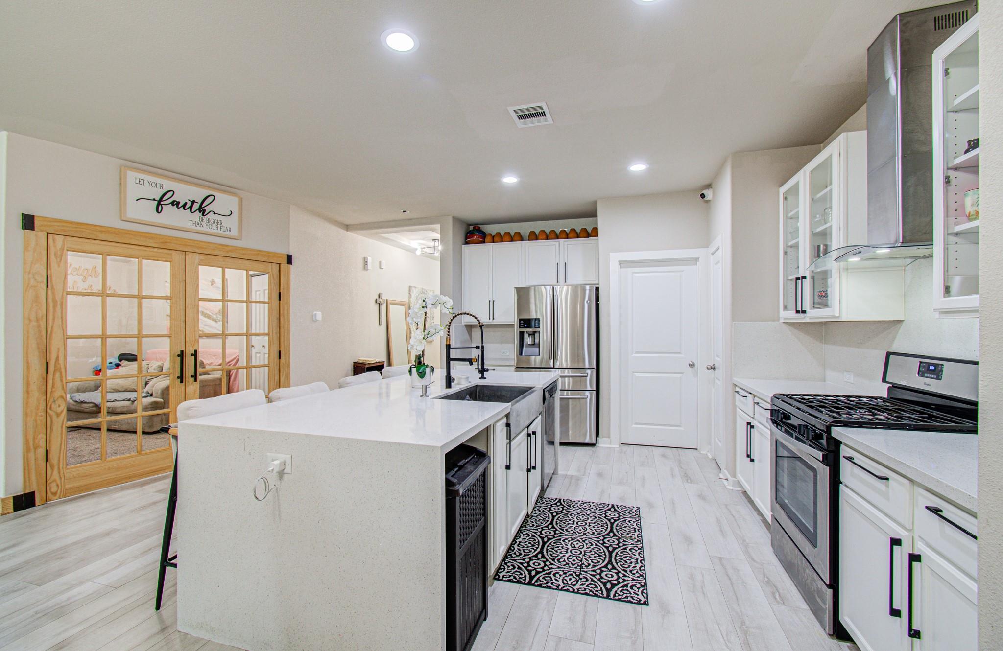 15430 Royce Holly Drive