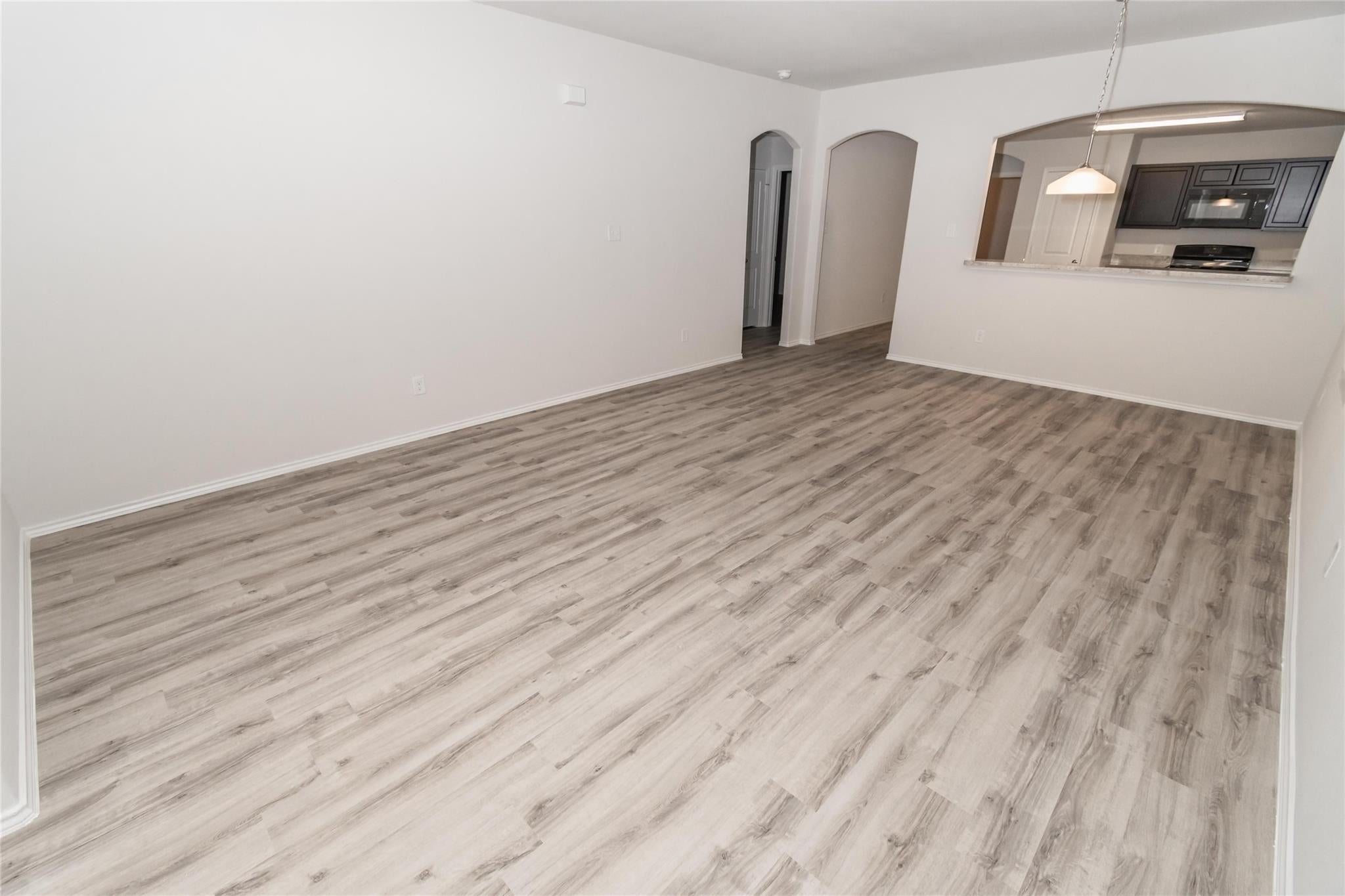 3311 Lake Como Court