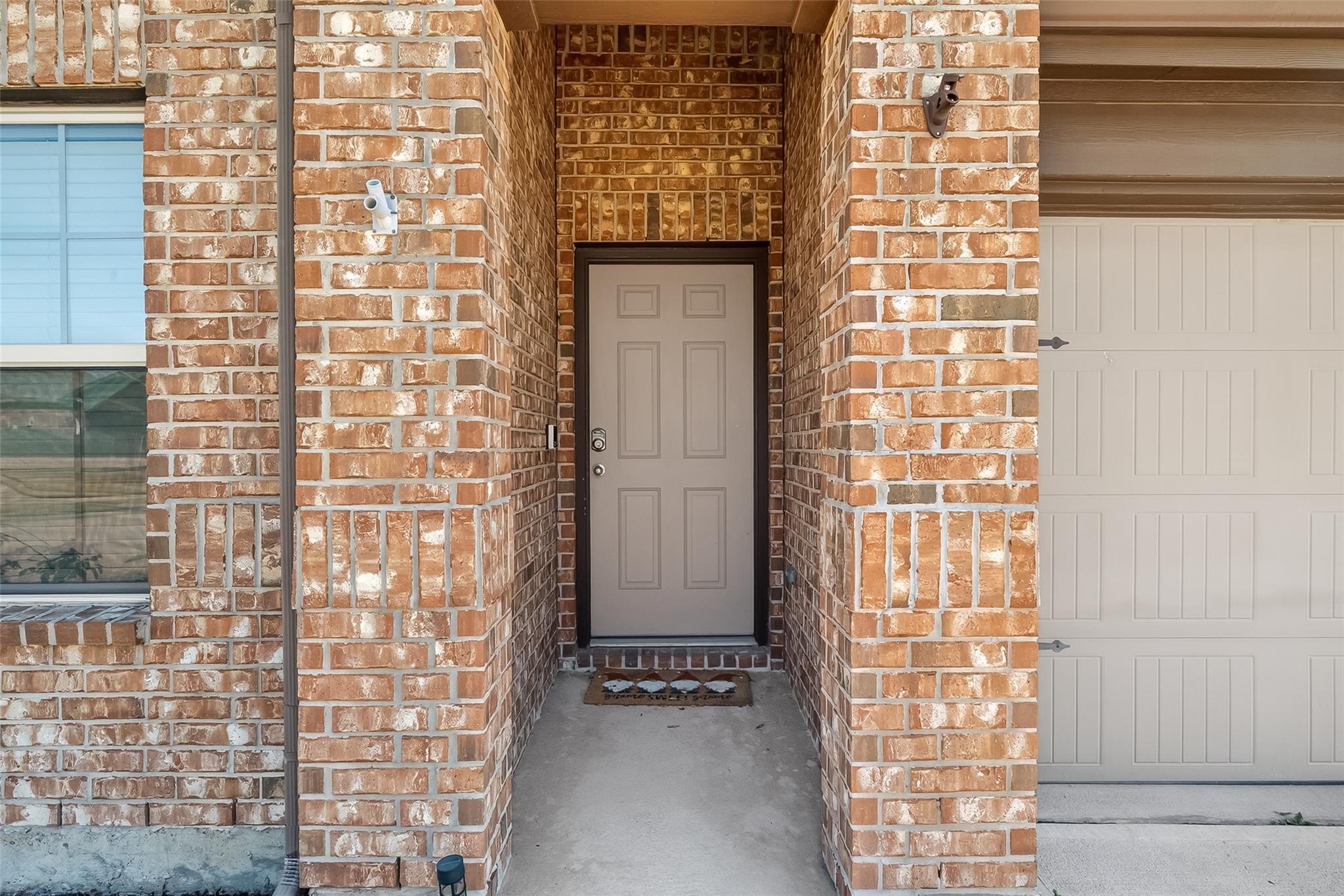 3015 Lightles Manor Court