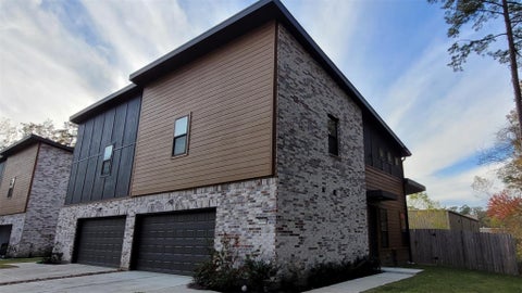Photo of 2509 Appian Way Way #B, Roman Forest, TX 77357 (MLS # 19865314)