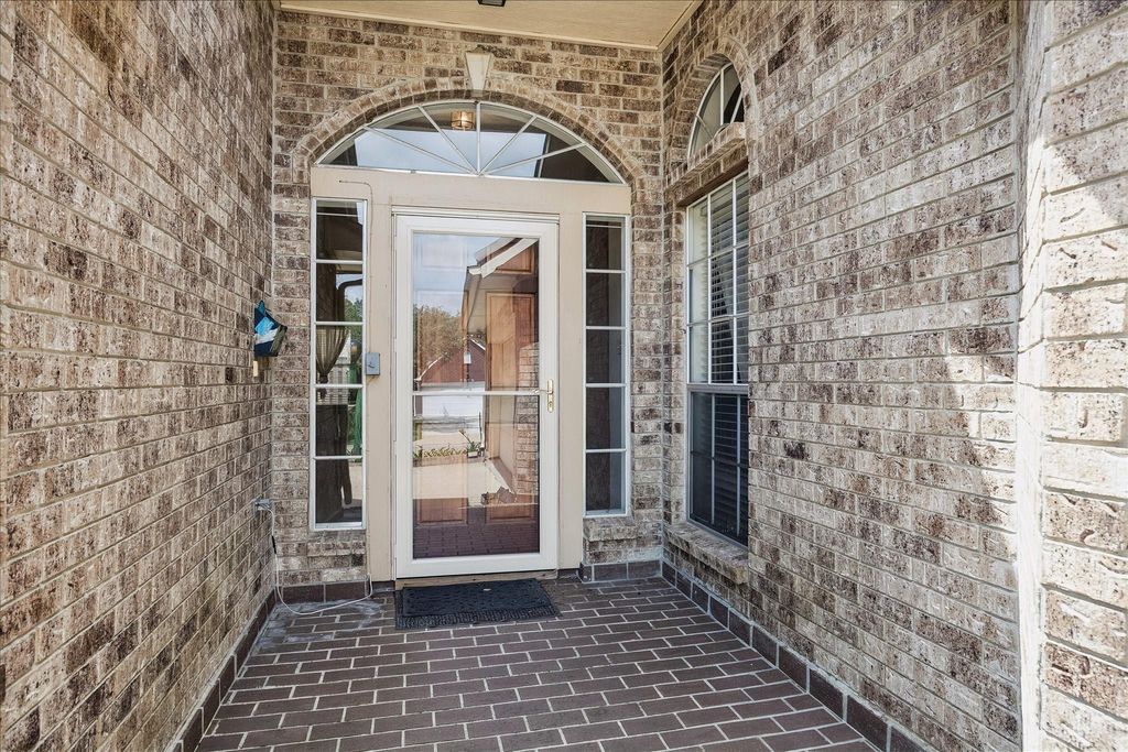 Photo of 2726 N Larkspur Circle Cir, Pearland, TX 77584 (MLS # 74814167)