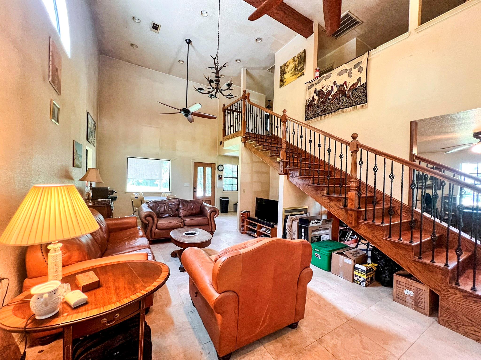 13381 Forest Ln