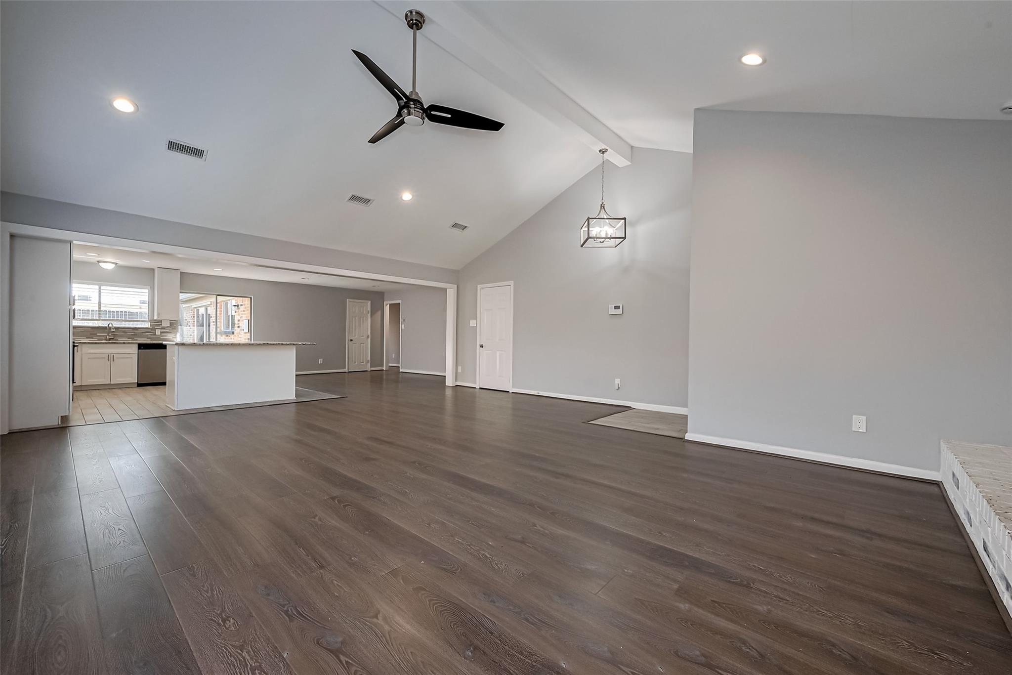 319 Gentilly Dr