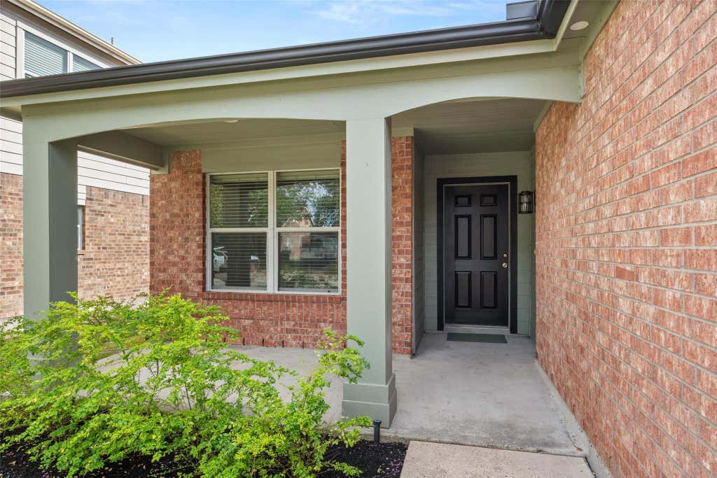 Photo of 7310 Wisteria Chase Place, Humble, TX 77346 (MLS # 48018546)