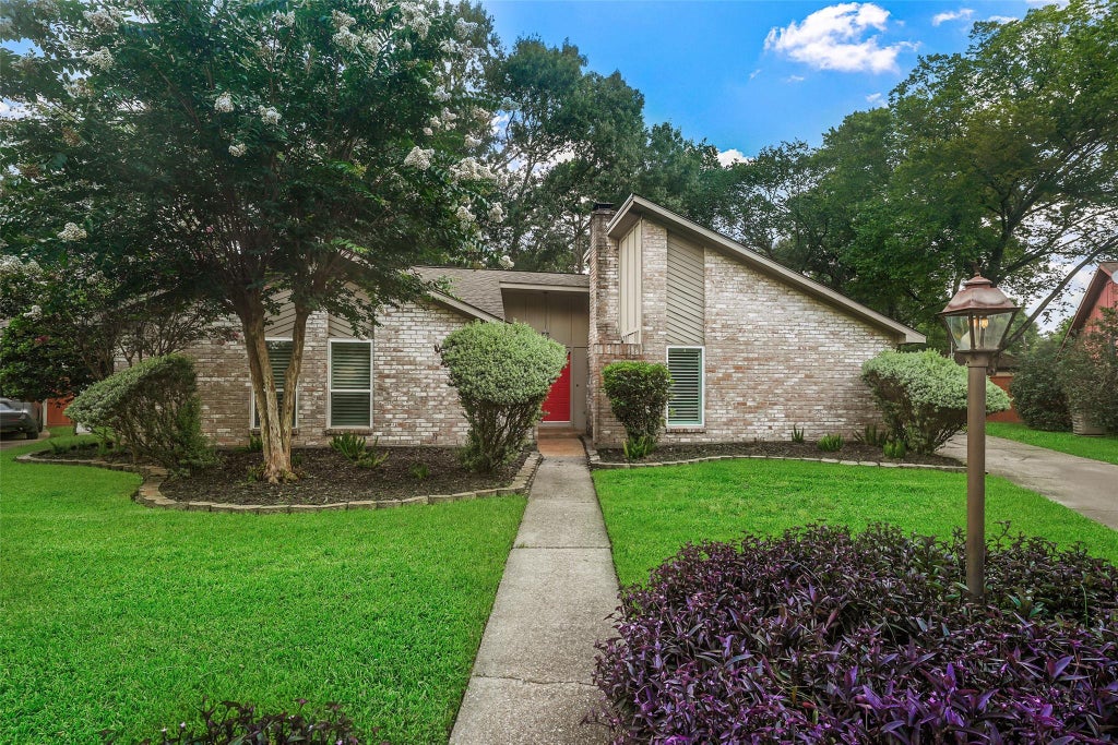 Photo of 1807 Fir Cove, Houston, TX 77339 (MLS # 4608359)
