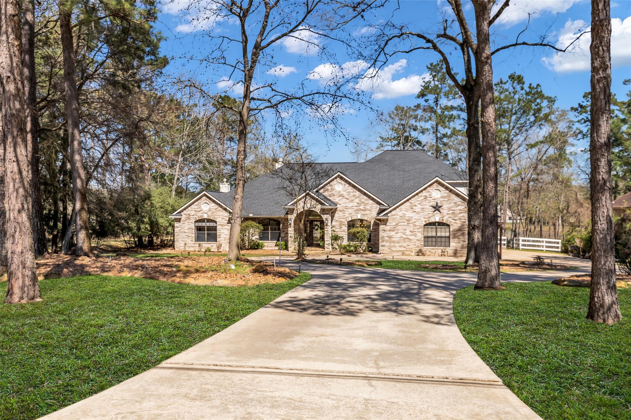 10522 Serenity Sound