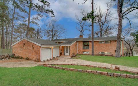 Homes For Rent - 417 Brook Hollow Drive<br/> Conroe, TX 77385