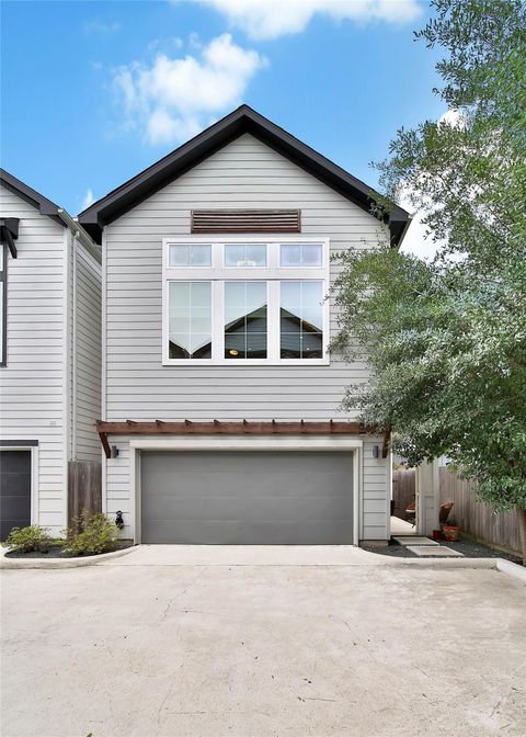 Photo of 814 Thornton Road #G, Houston, TX 77018 (MLS # 44418966)