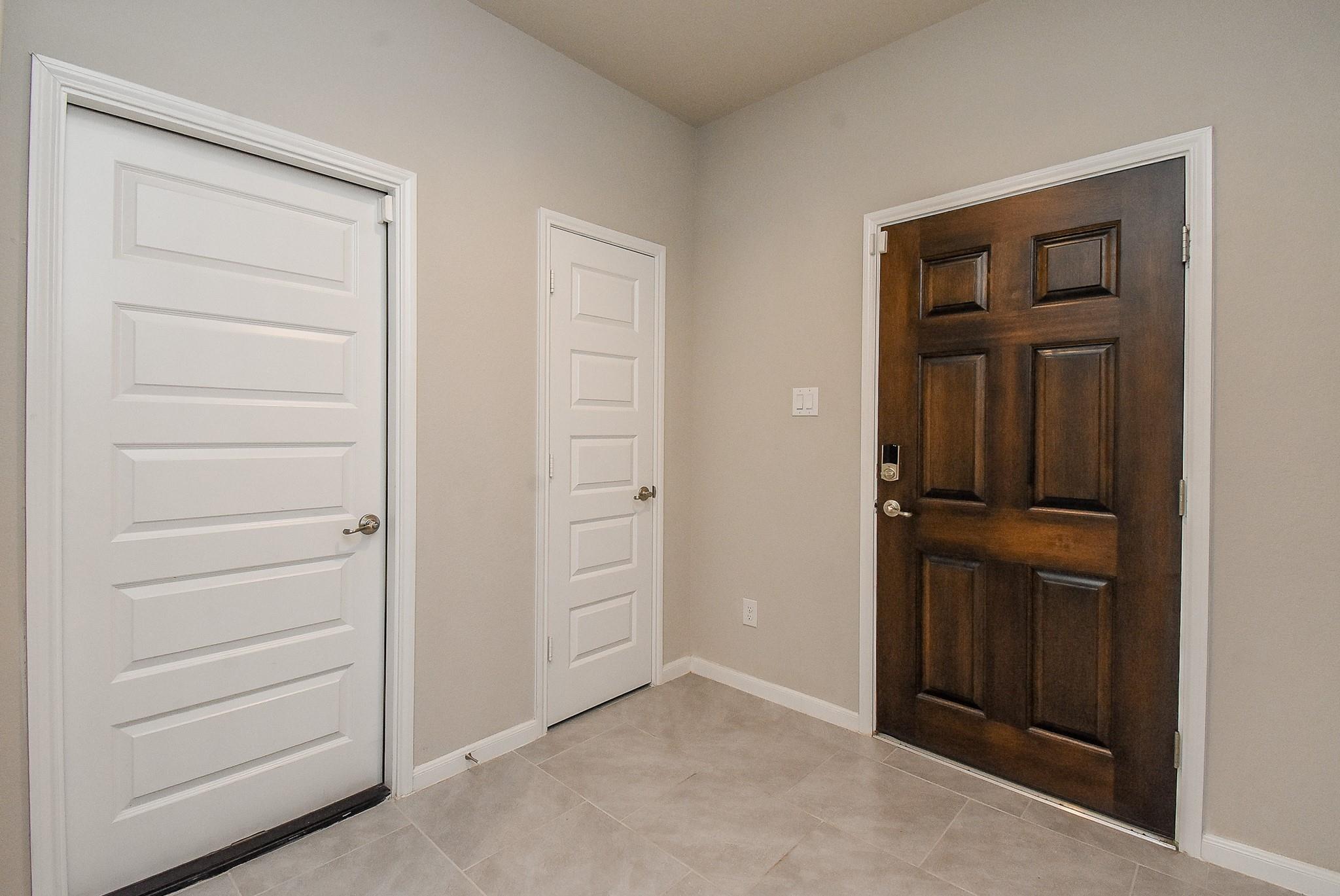 5602 Cedar Crescent Court