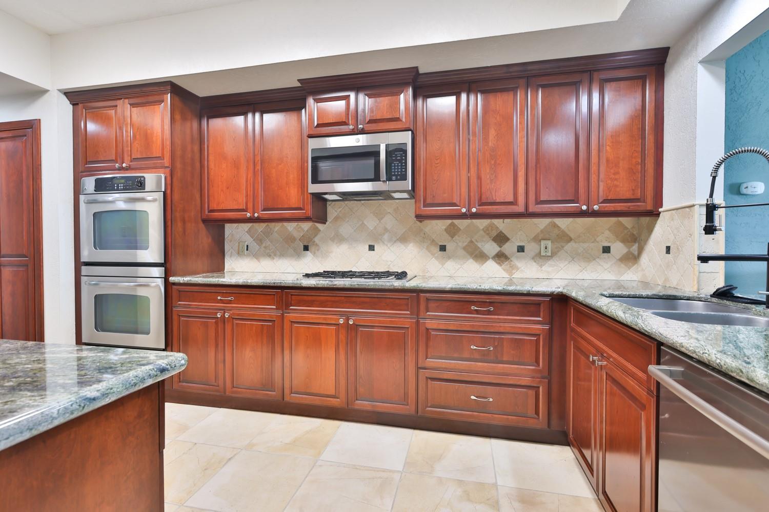 2110 Gunwale Circle
