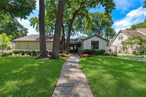 Tiny photo for 13319 Westport Lane, Houston, TX 77079 (MLS # 91704533)