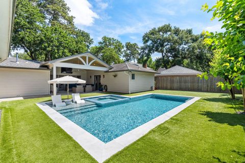 Tiny photo for 13319 Westport Lane, Houston, TX 77079 (MLS # 91704533)