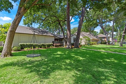 Tiny photo for 13319 Westport Lane, Houston, TX 77079 (MLS # 91704533)