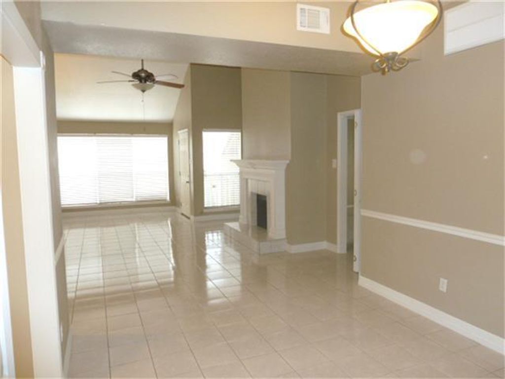 Photo of 2100 Tanglewilde Street #8, Houston, TX 77063 (MLS # 41611937)