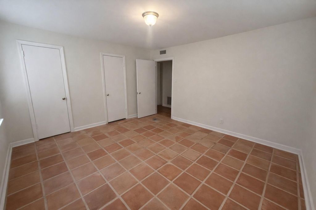 Photo of 1928 North Blvd Blvd #01, Houston, TX 77098 (MLS # 9568790)