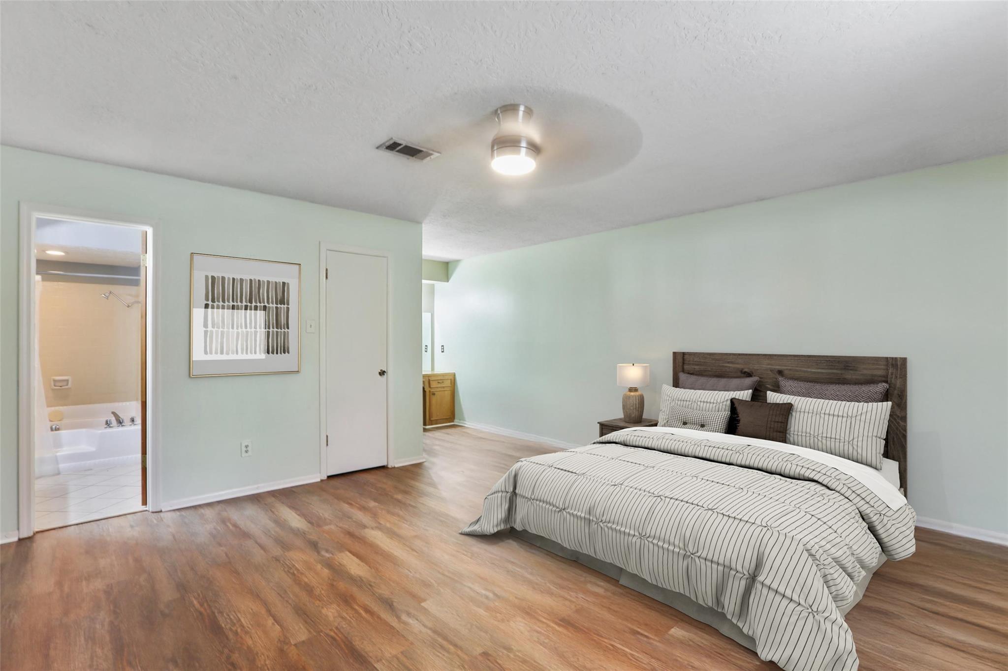 10775 Royal Forest Drive