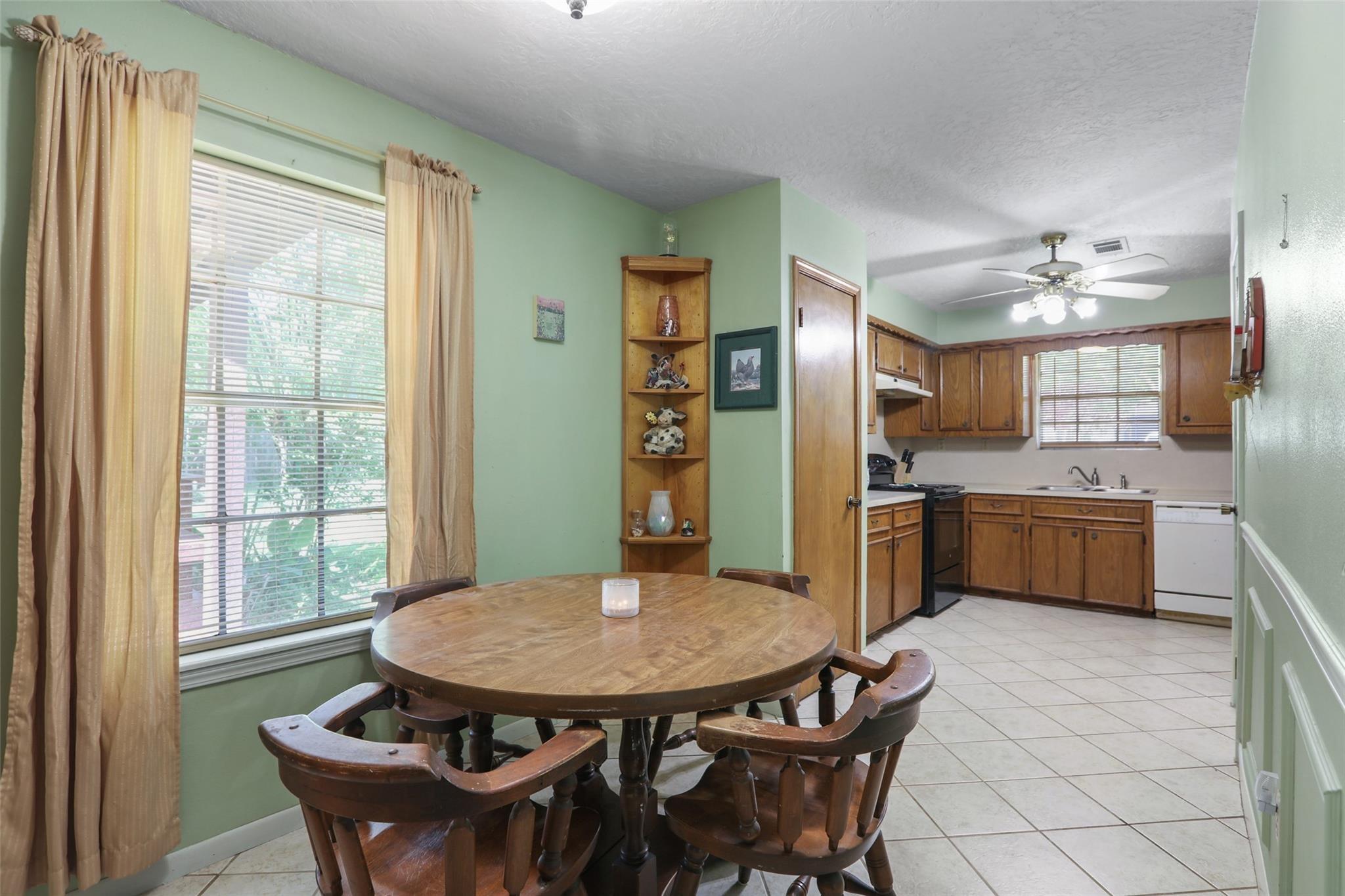 10775 Royal Forest Drive