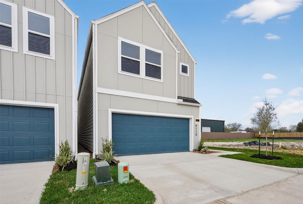 Photo of 9113 Highland Northern Way, Houston, TX 77088 (MLS # 6790615)