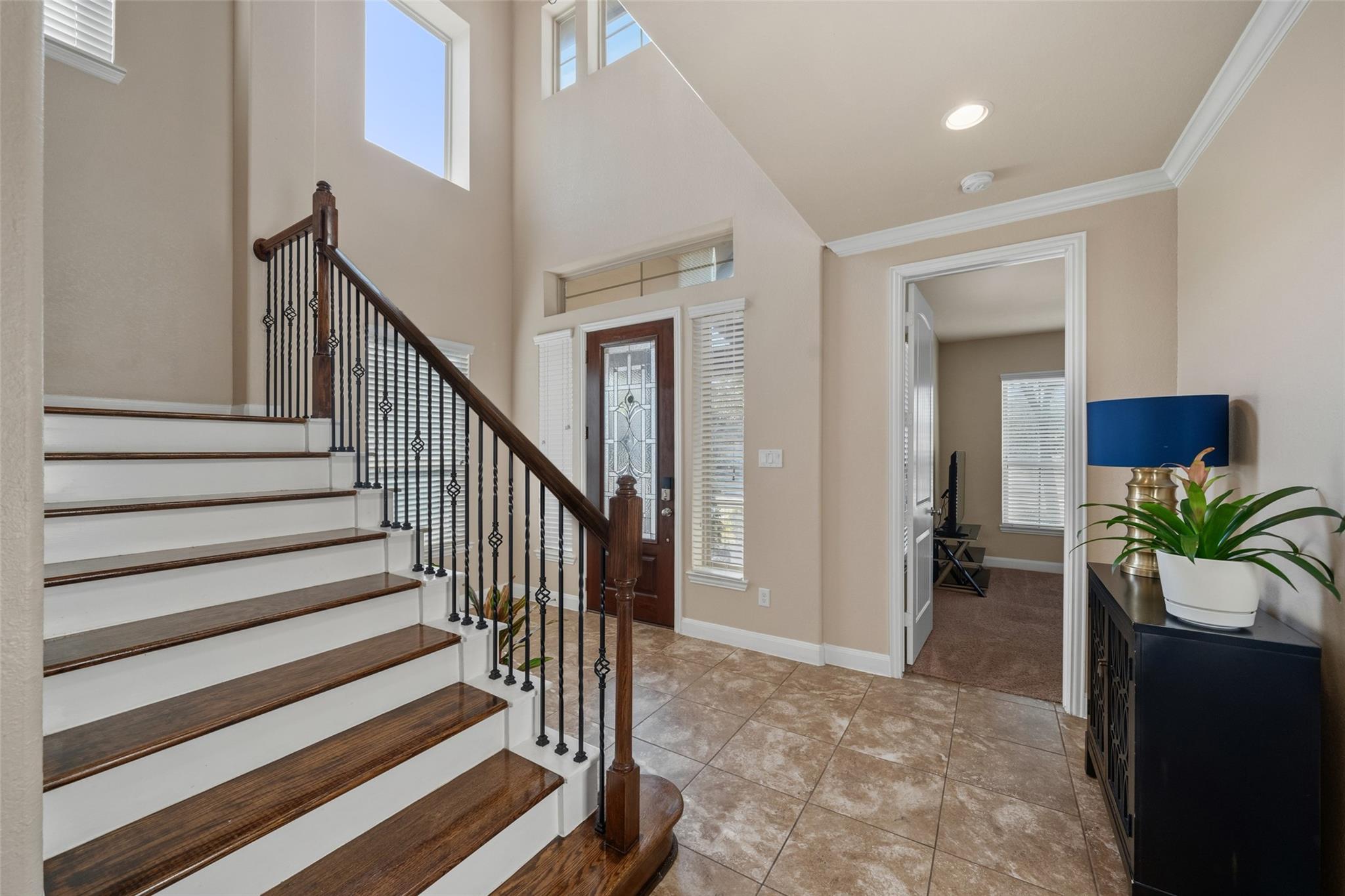 4747 Abercorn Street