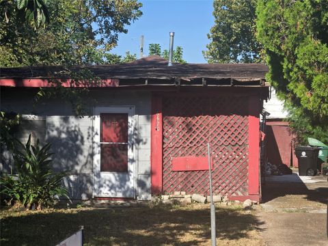 Photo of 6620 England Street, Houston, TX 77021 (MLS # 33009359)
