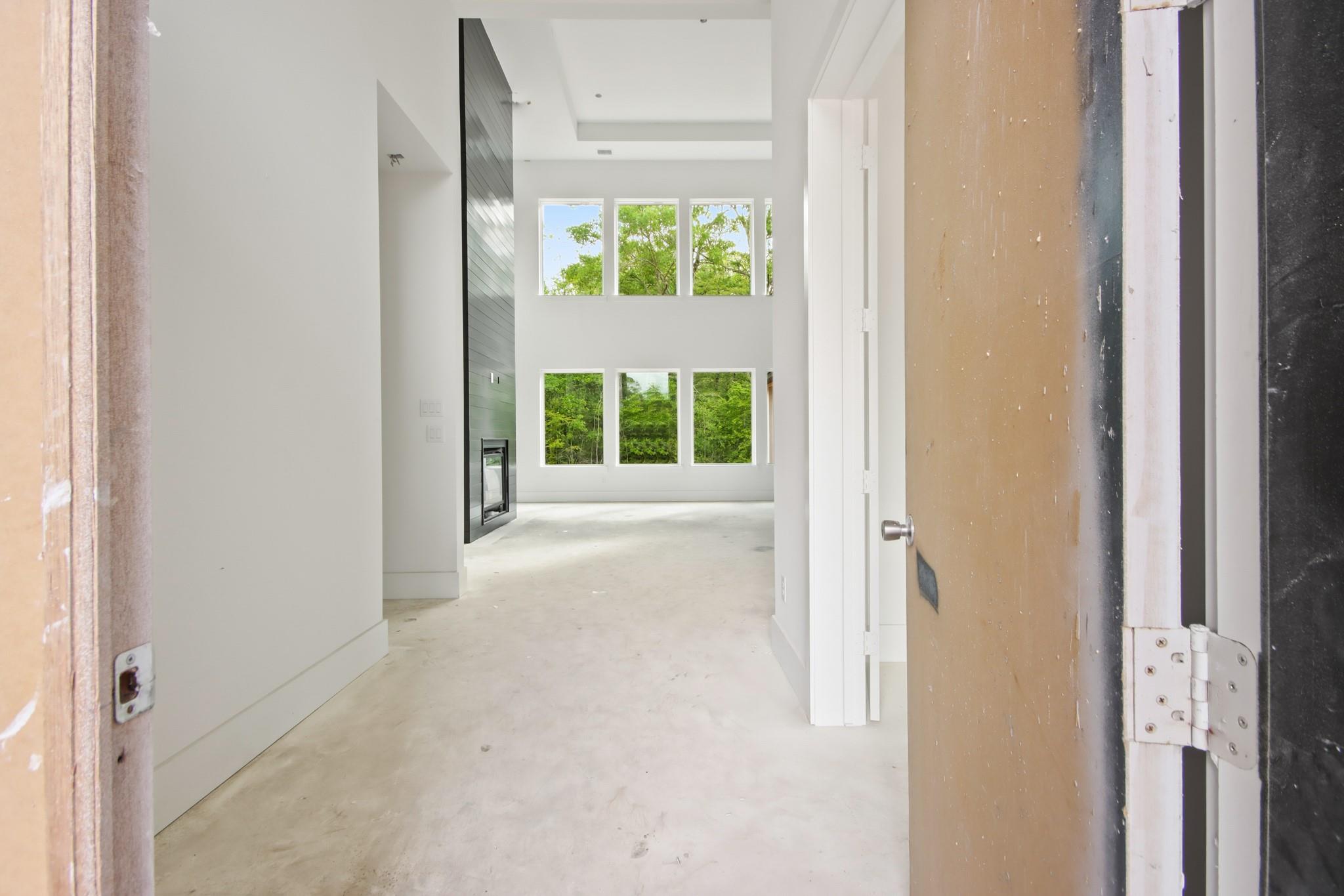 11935 Braided Mane Street