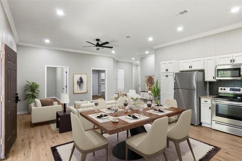 Photo of 131 Oaklane Drive, Hemphill, TX 75948 (MLS # 14492566)