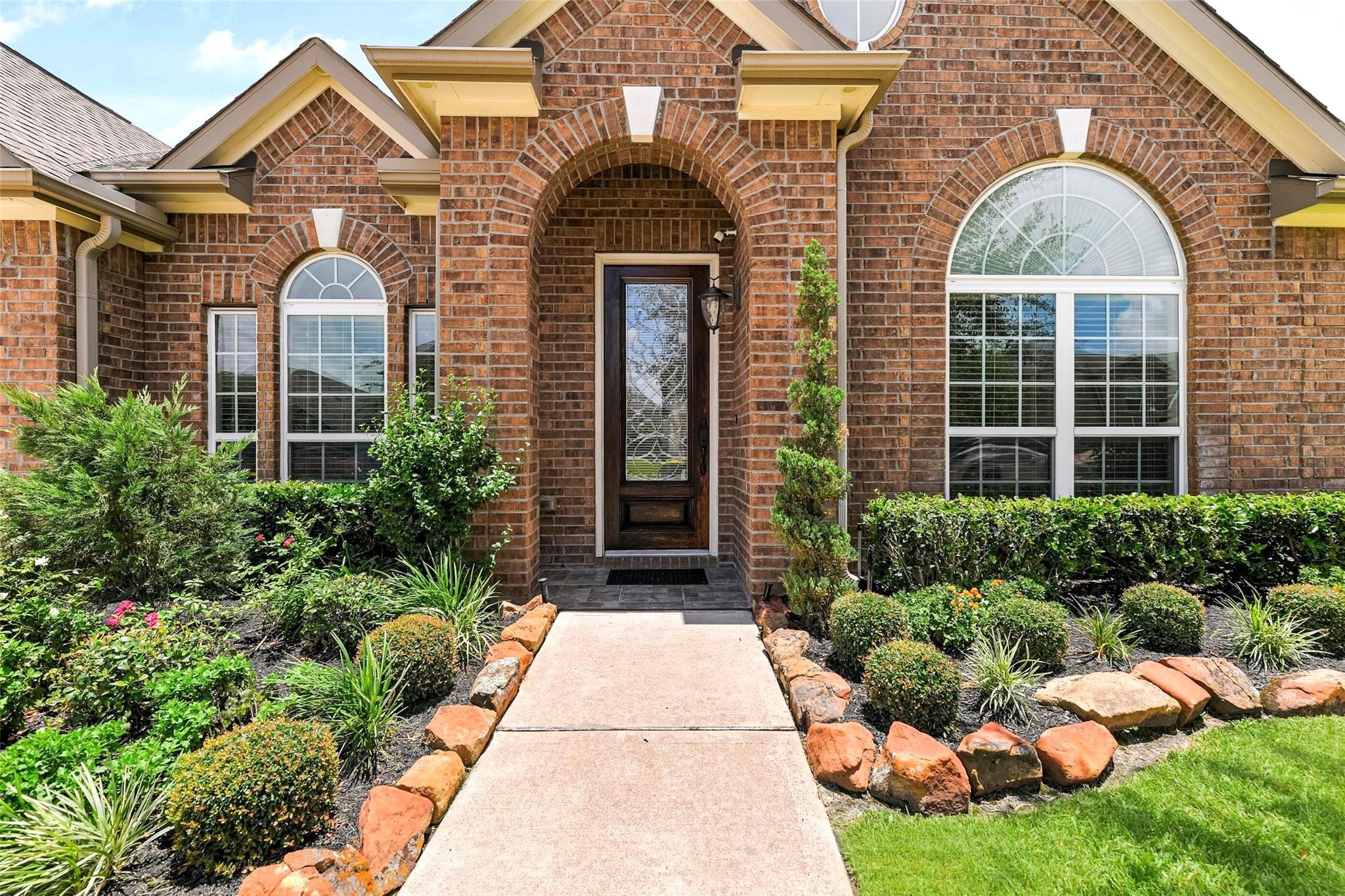 2209 Rocky Shores Lane