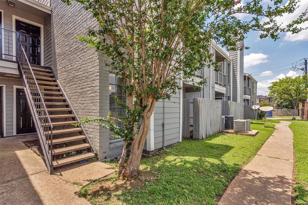 Photo of 12500 Sandpiper Drive #186, Houston, TX 77035 (MLS # 62444042)