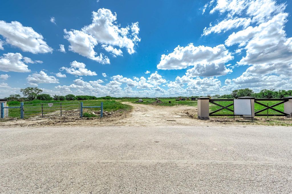 Photo of 13927 Routt Point Road, Needville, TX 77461 (MLS # 85851775)