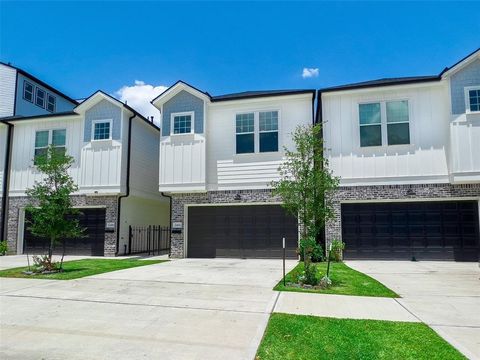 Photo of 2404 Saint Charles Street, Houston, TX 77004 (MLS # 10680174)