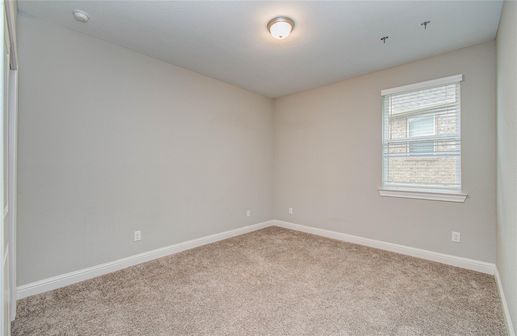 19029 Villa Ln Lane