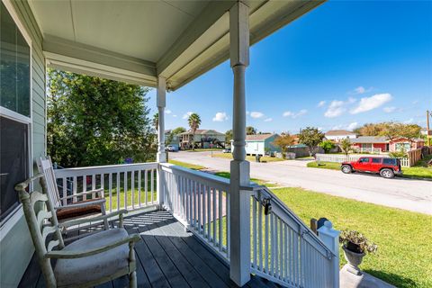 Photo of 5519 Avenue O 1/2, Galveston, TX 77551 (MLS # 2917604) Photo of 5519 Avenue O 1/2, Galveston, TX 77551 (MLS # 2917604)