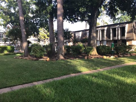 Photo of 12633 Memorial Drive #142, Houston, TX 77024 (MLS # 66060751)